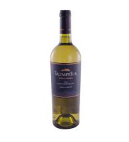 Vino Trumpeter Suavignon Blanc 750 cc